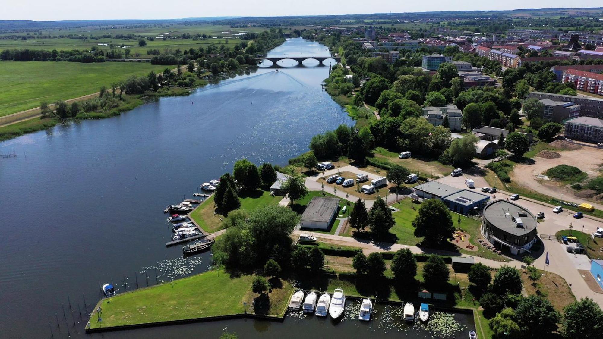 Stroamcamp Schwedt Apartment Luaran gambar